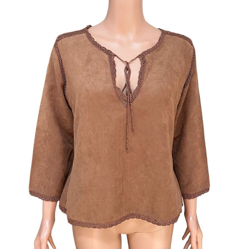 Baranda brown faux suede blouse eyelet lace trim size L
